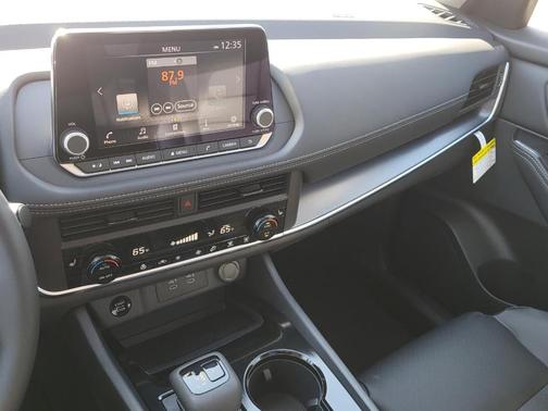 2026 Nissan Rogue DA