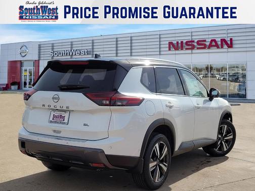 2025 Nissan Rogue SL
