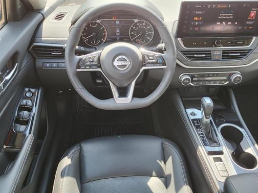 2024 Nissan Altima 2.5 SL
