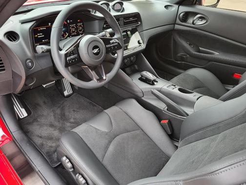 2025 Nissan Z Performance