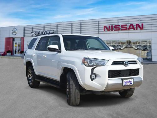 2024 Toyota 4Runner TRD Off Road