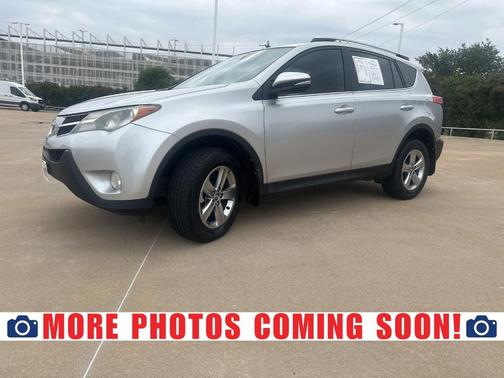 Classic Silver Metallic 2015 Toyota RAV4 XLE