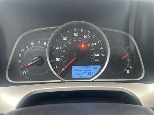 Classic Silver Metallic 2015 Toyota RAV4 XLE