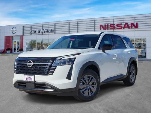 2026 Nissan Pathfinder S
