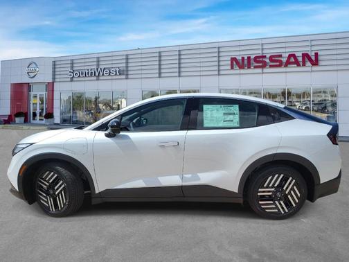 Everest White P 2026 Nissan Leaf SV+