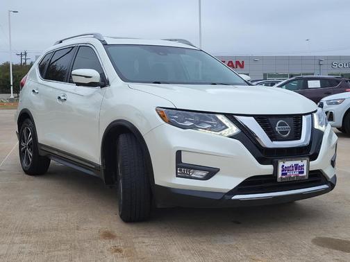 2017 Nissan Rogue SL