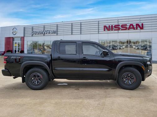 2025 Nissan Frontier PRO-X