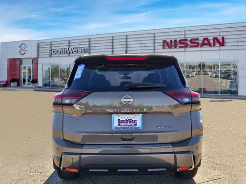 2025 Nissan Rogue SL