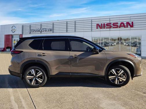 2025 Nissan Rogue SL