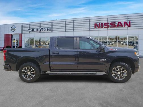 Dark Ash Metallic 2022 Chevrolet Silverado 1500 RST