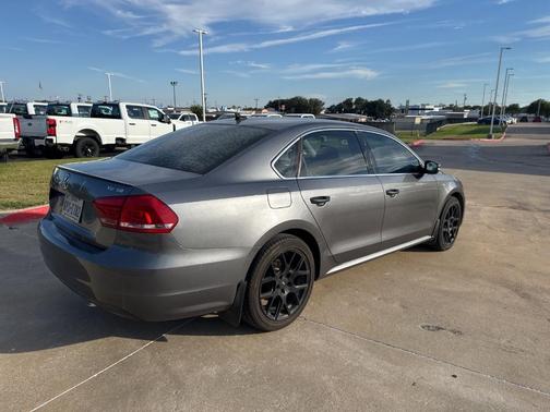2015 Volkswagen Passat 2.0L TDI SE