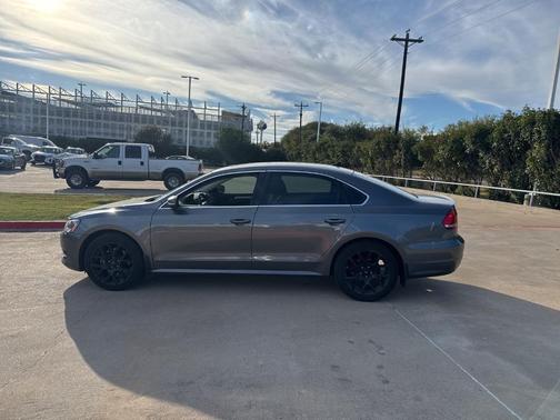 2015 Volkswagen Passat 2.0L TDI SE
