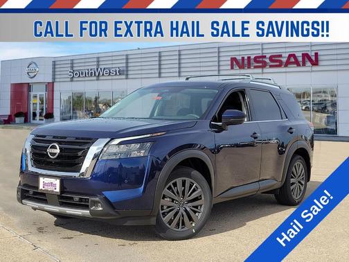 2025 Nissan Pathfinder SL