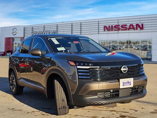 2025 Nissan Kicks SV