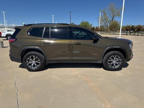 Deep Bronze Metallic 2024 GMC Acadia AT4