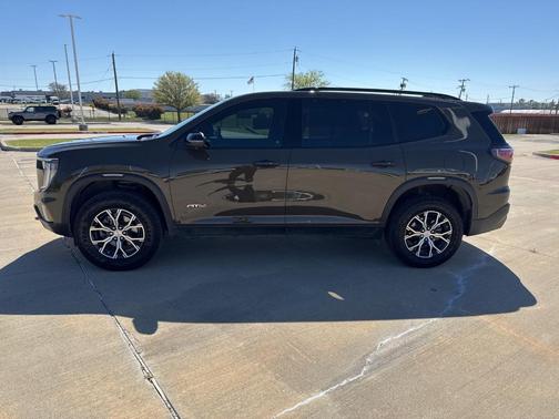 Deep Bronze Metallic 2024 GMC Acadia AT4