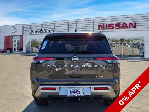 2025 Nissan Pathfinder Platinum