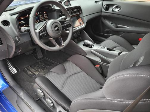 2025 Nissan Z Sport