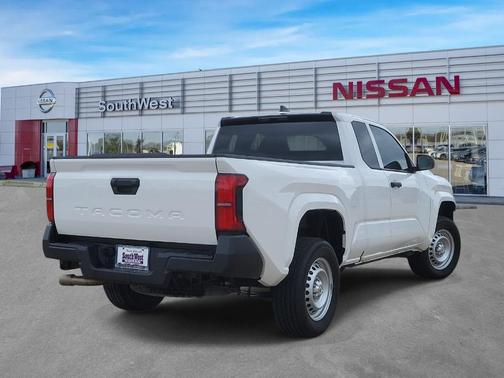 Ice 2025 Toyota Tacoma SR