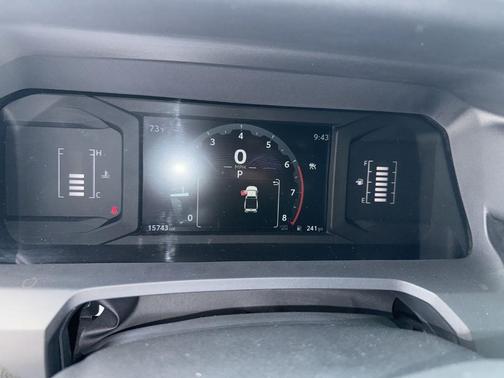 Ice 2025 Toyota Tacoma SR