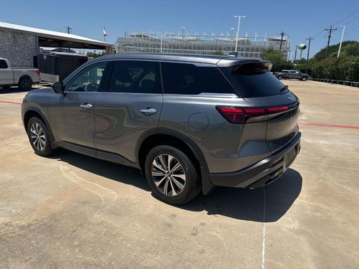 2025 INFINITI QX60 Pure