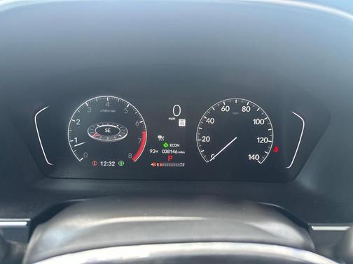 Silver 2024 Honda Pilot EX-L
