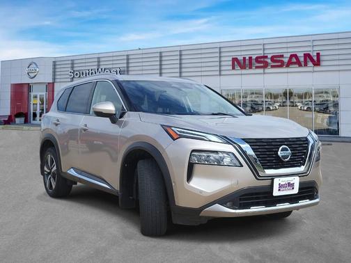 Champagne Silver 2021 Nissan Rogue Platinum