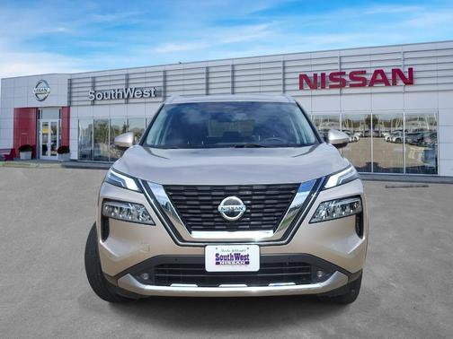 Champagne Silver 2021 Nissan Rogue Platinum