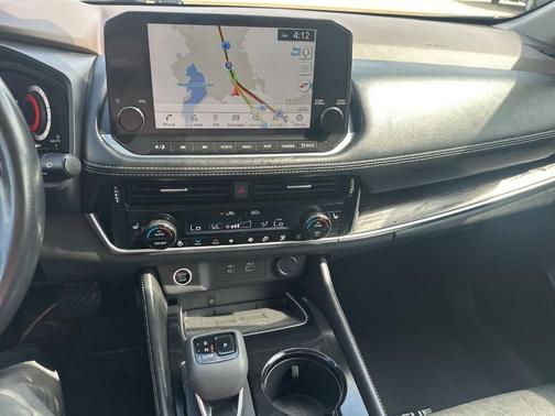 Champagne Silver 2021 Nissan Rogue Platinum