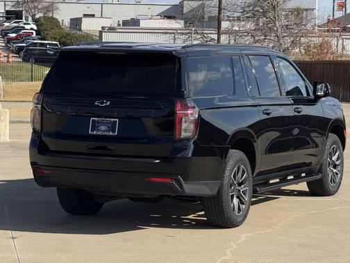 2024 Chevrolet Suburban Z71