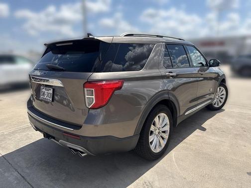 Stone Gray Metallic 2021 Ford Explorer King Ranch