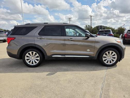 Stone Gray Metallic 2021 Ford Explorer King Ranch