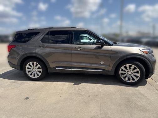 Stone Gray Metallic 2021 Ford Explorer King Ranch