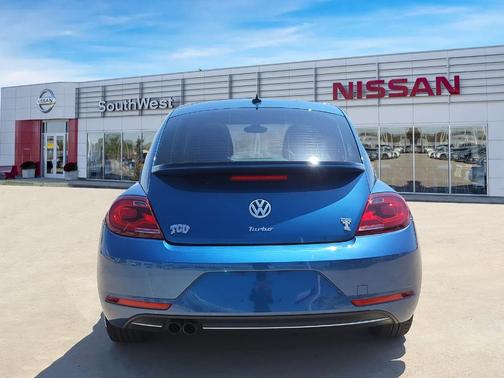 2019 Volkswagen Beetle 2.0T SE