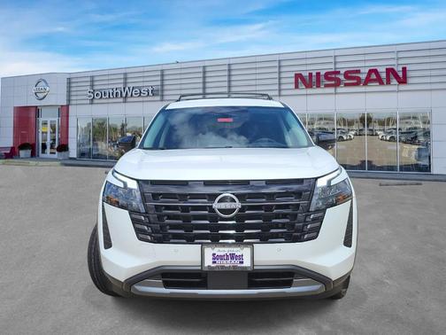 Pearl 2026 Nissan Pathfinder SL