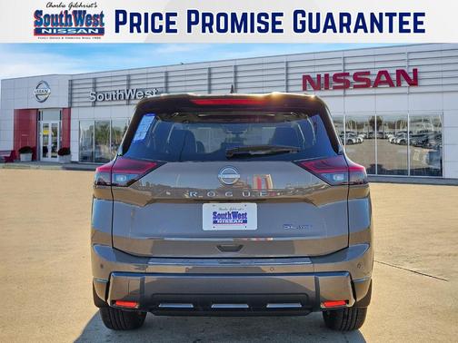 2025 Nissan Rogue SL
