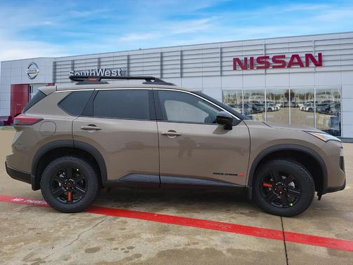2025 Nissan Rogue Rock Creek