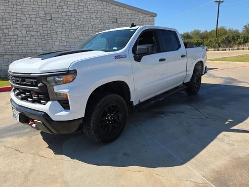 2022 Chevrolet Silverado 1500 Custom Trail Boss