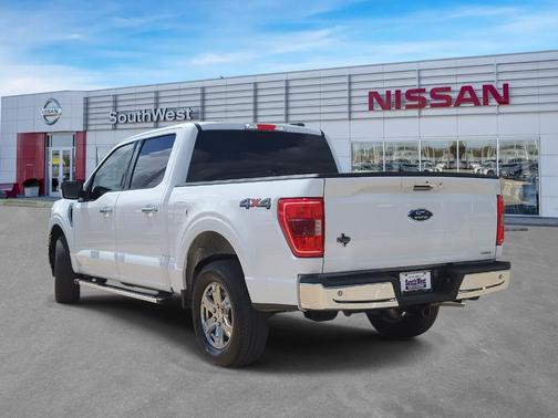 Oxford White 2023 Ford F-150 XLT