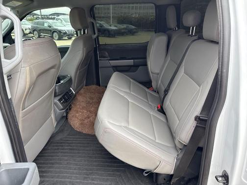 Oxford White 2023 Ford F-150 XLT