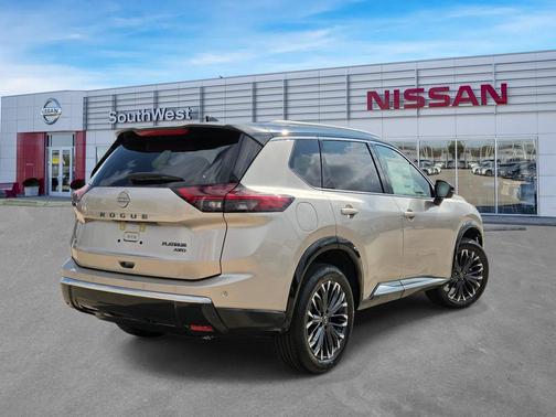 Champagne Silver Metallic/Super Black 2026 Nissan Rogue Platinum