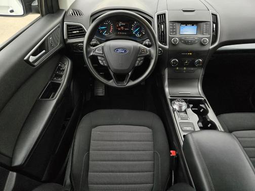 2019 Ford Edge SE