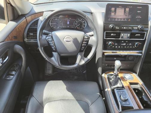 2022 Nissan Armada SL