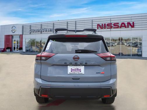 2025 Nissan Rogue Rock Creek