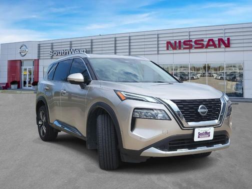Champagne Silver 2023 Nissan Rogue Platinum