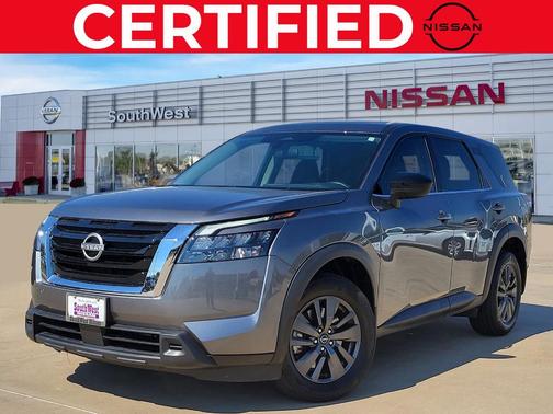 2023 Nissan Pathfinder S