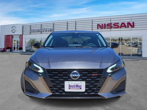 Gun Metallic 2023 Nissan Altima 2.5 SR