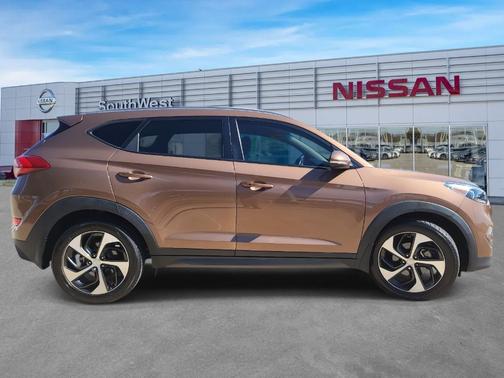 2016 Hyundai TUCSON Sport