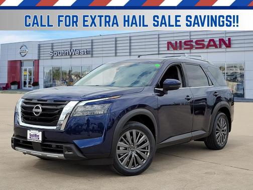 2025 Nissan Pathfinder SL