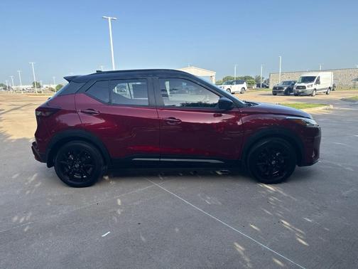 Red 2021 Nissan Kicks SR